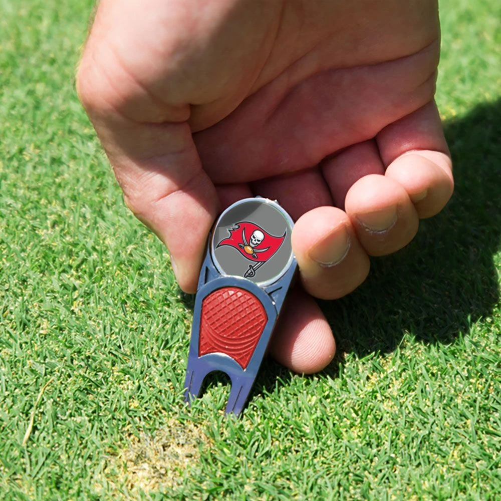 WinCraft Kansas City Chiefs Super Bowl Divot Tool Hat Clip Set 2 WinCraft Kansas City Chiefs Super Bowl Divot Tool Hat Clip Set - Image 2