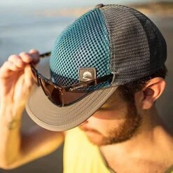 Sunday Afternoons Men's Vantage Point Trucker Hats -Wilson Shop BlueMoon3