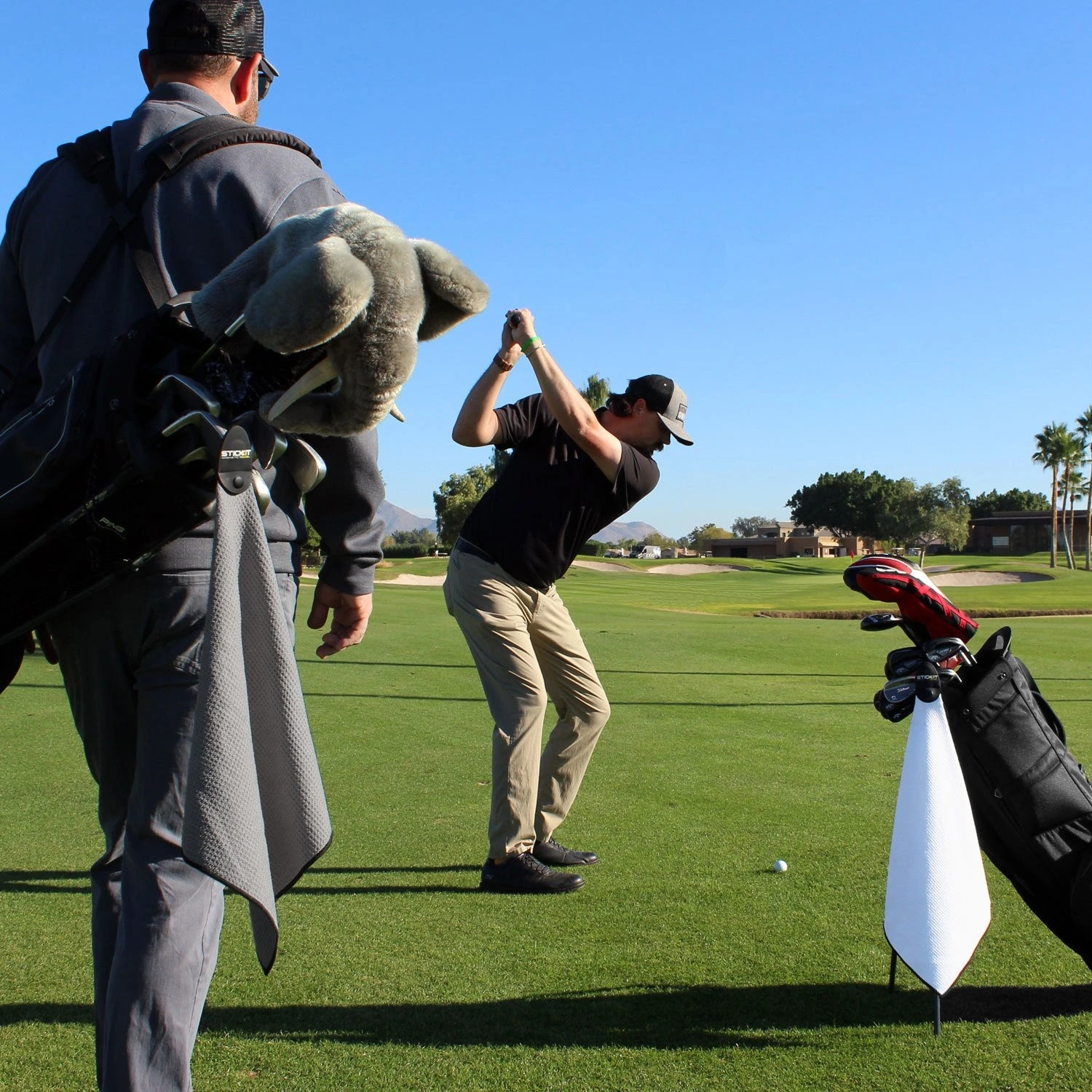 Monument Golf Stick It Magnetic Towels 9 Monument Golf Stick It Magnetic Towels - Image 9